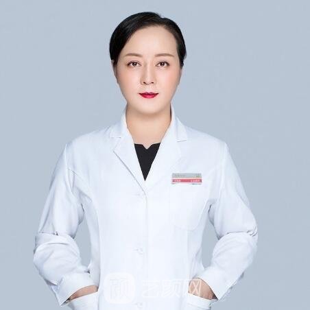 王麗君